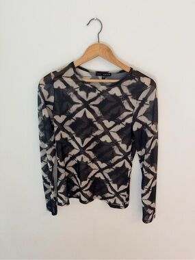 KOZAN Black & Cream Long-Sleeve Patterned Mesh Tee